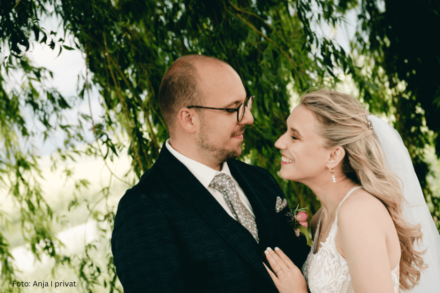 Anja bei ihrer Hochzeit mit sichtbarer Neurodermitis – Erfahrungen einer Betroffenen