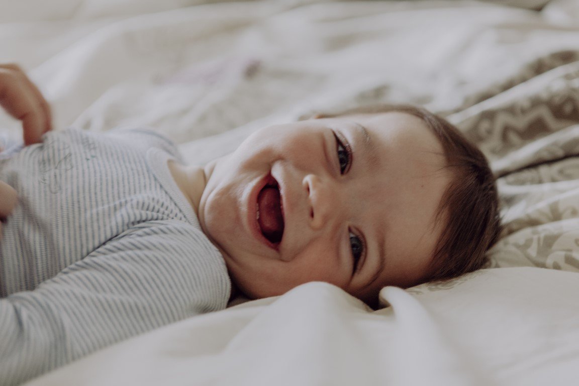 Bild eines lachenden Babys